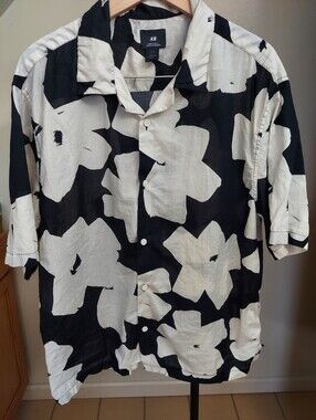 H&M Black  Cream Floral Button-Front Shirt Regular-Fit Cotton Resort Shirt Sz XL